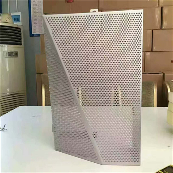 廣西南寧異形鋁單板廠 沖孔造型鋁單板價(jià)格 大廈氟碳外墻造型鋁單板