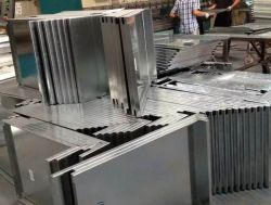 成都鋁單板廠2.5氟碳鋁單板價格 廣場扶梯鋁單板幕墻