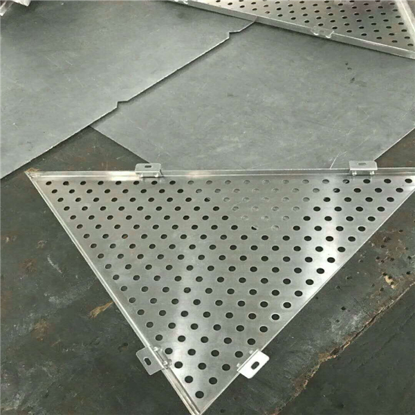 惠州金騰達鋁單板廠氟碳沖孔鋁單板三角形沖孔鋁單板幕墻