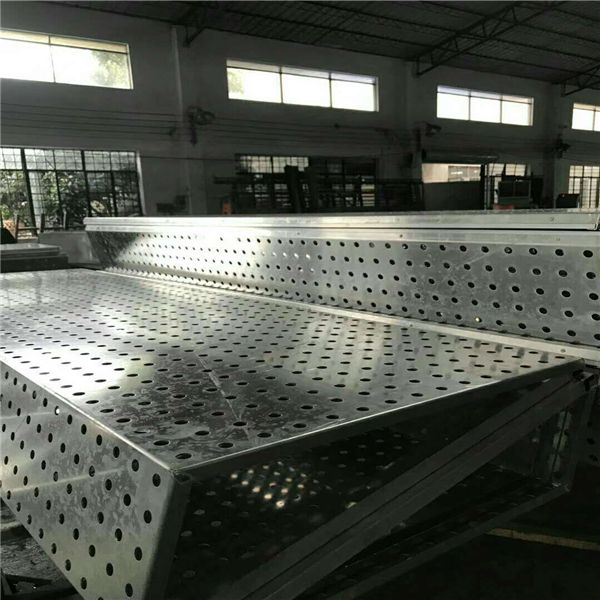 廣州金騰達沖孔鋁單板 (8)