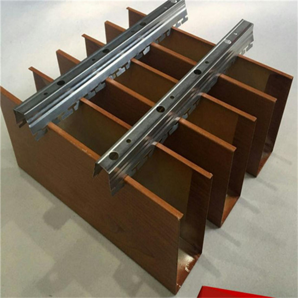 廣東金騰達u型鋁方通吊頂u形鋁方通價格木紋U形鋁方通