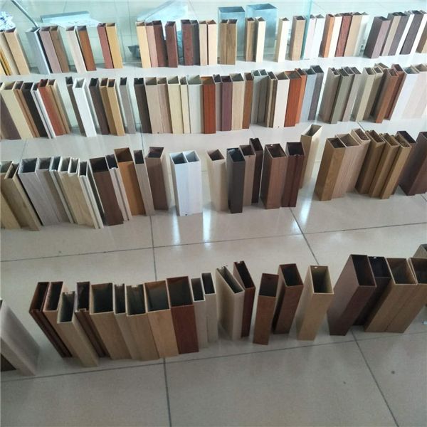 廣東金騰達(dá)鋁方通廠木紋鋁方通樣板 (4)