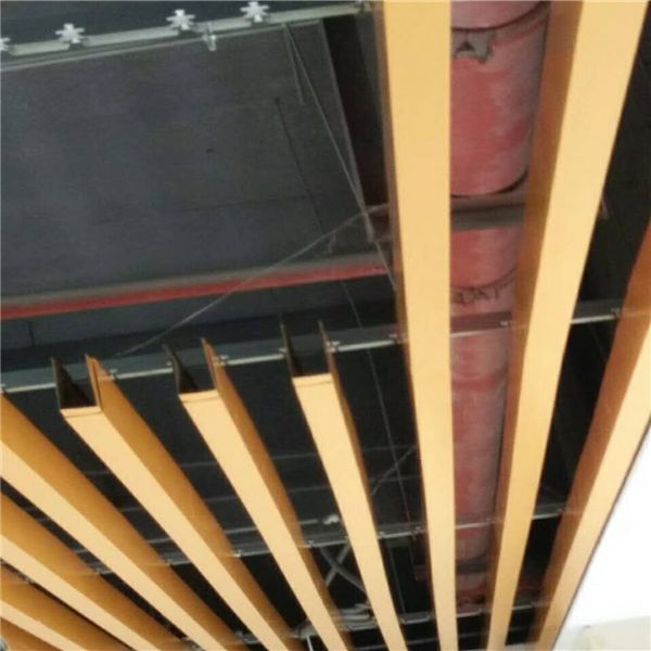 廣東金騰達(dá)鋁方通廠木紋鋁方通u鋁方通吊頂 (3)