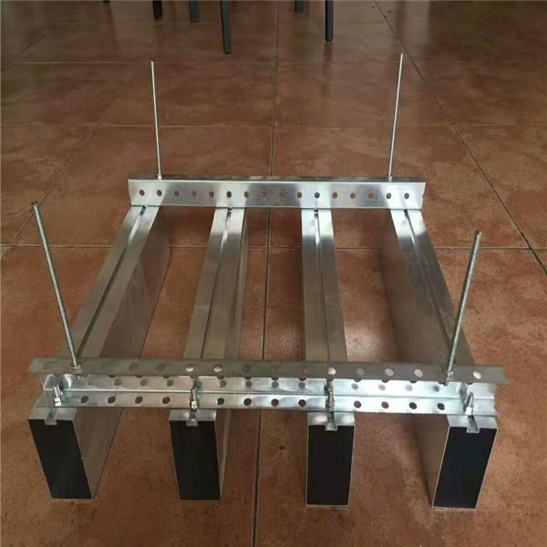 廣東金騰達(dá)型材鋁方通廠家 型材鋁方通價(jià)格 (4)