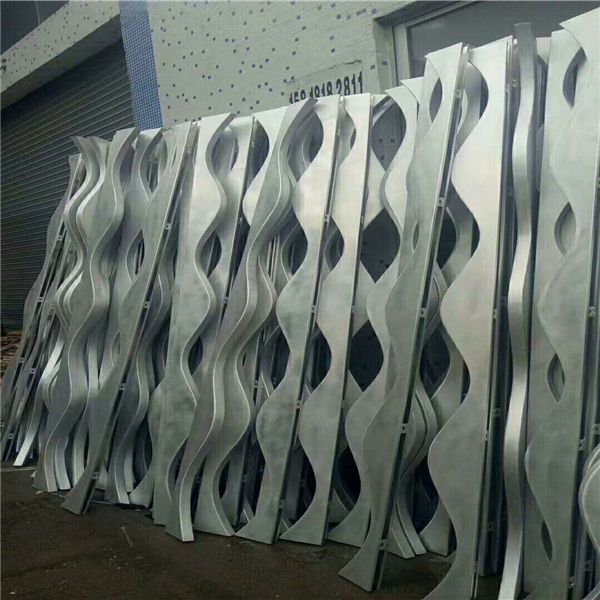 廣東金騰達弧形鋁方通波浪形鋁方通異形鋁方通吊頂 (29)