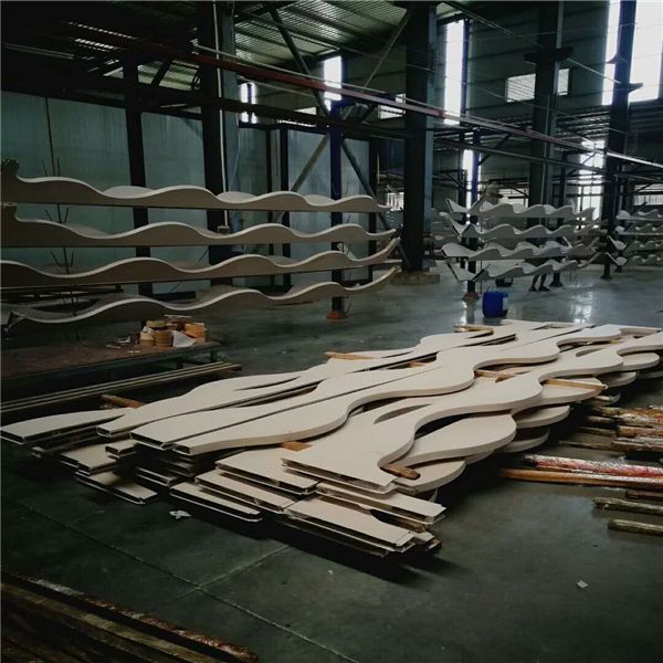 木紋弧形鋁方通廠家 (1) 木紋弧形鋁方通廠家 (1)