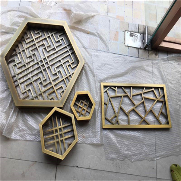 四川鋁窗花廠家 鋁合金窗花定制 仿木紋鋁窗花 仿古鋁窗花生產廠家