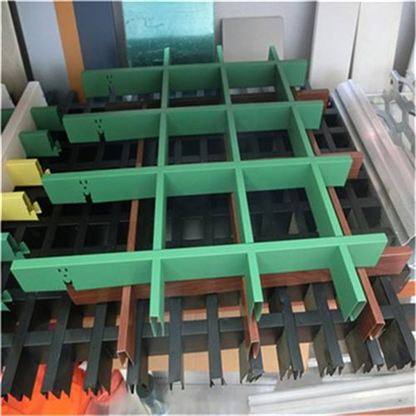 云南鋁格柵廠家 噴涂鋁格柵吊頂 U型鋁格柵吊頂