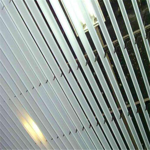 上海鋁掛片廠家 鋁垂片天花 100面S形氟碳鋁垂片吊頂