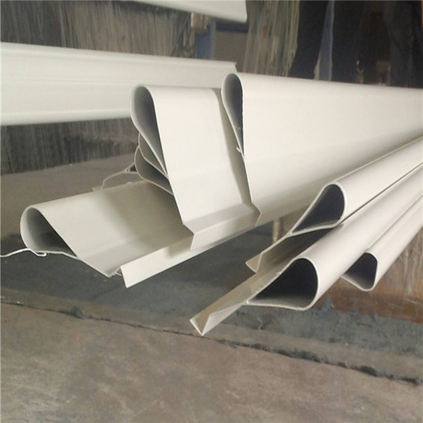 廣西滴水鋁掛片廠家 環保滴水鋁掛片 膽形鋁掛片吊頂 商場水滴形鋁掛片