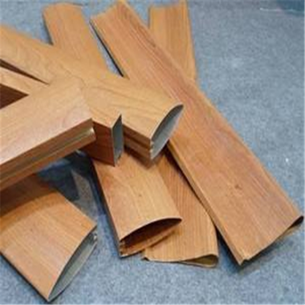 湖南子彈頭鋁掛片廠家 木紋子彈頭掛片天花 V型鋁掛片 鋁掛片天花