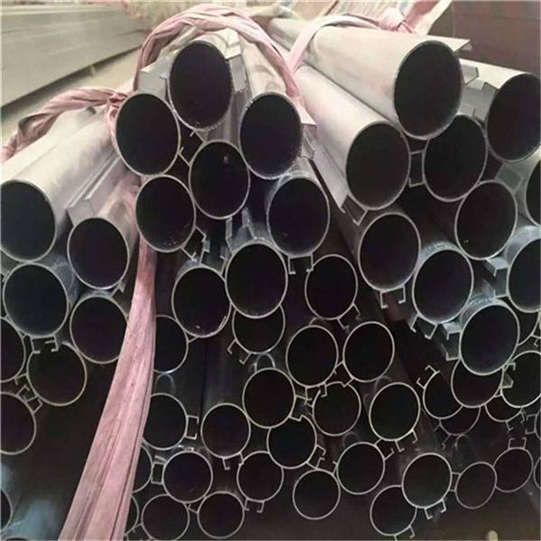 吉林鋁圓管廠家 室內裝飾鋁圓管吊頂 氟碳噴涂加工鋁圓管天花