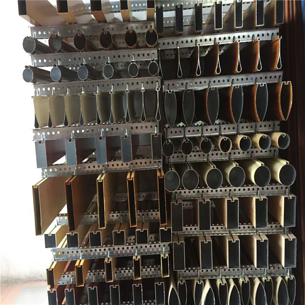 湖北鋁圓管廠家 吊頂鋁圓通 鋁圓管 鋁圓通常用尺寸規格