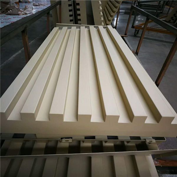 廣東金騰達鋁單板廠長城鋁單板幕墻木紋凹凸外墻鋁單板 (2) 廣東金騰達鋁單板廠長城鋁單板幕墻木紋凹凸外墻鋁單板 (2)