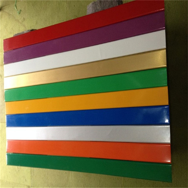 遼寧鋁扣板廠家 鋁條扣天花 室內條形吊頂 C型條扣 S型條扣 木紋鋁條扣