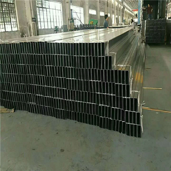 安徽金騰達鋁方通廠家直銷u形鋁方通 木紋鋁方通吊頂 辦公室U形鋁方通吊頂